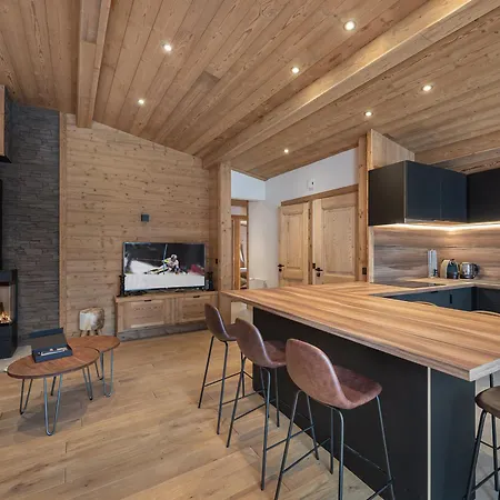 Apartment Renove Au Coeur De Avec Parking, Wi-fi Et Balcon - Fr-1-569-97