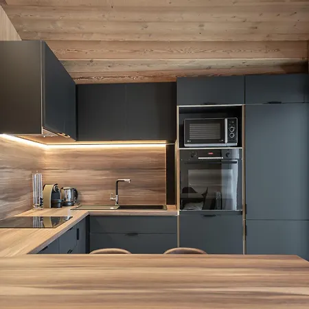 Apartment Renove Au Coeur De Avec Parking, Wi-fi Et Balcon - Fr-1-569-97 Megeve